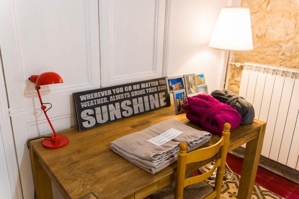 B&B Placa Bell-Lloc Girona Bagian luar foto