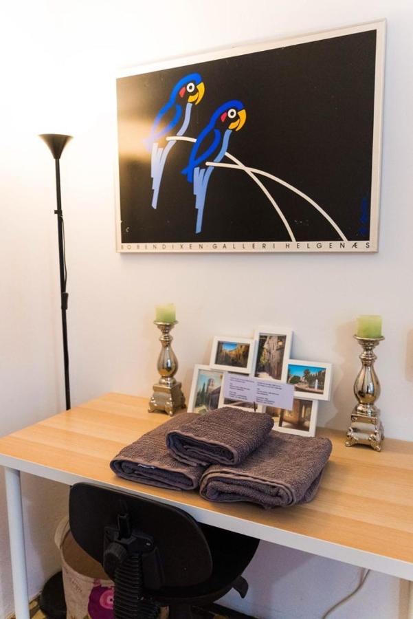 B&B Placa Bell-Lloc Girona Bagian luar foto