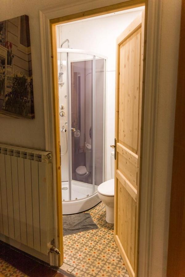 B&B Placa Bell-Lloc Girona Bagian luar foto
