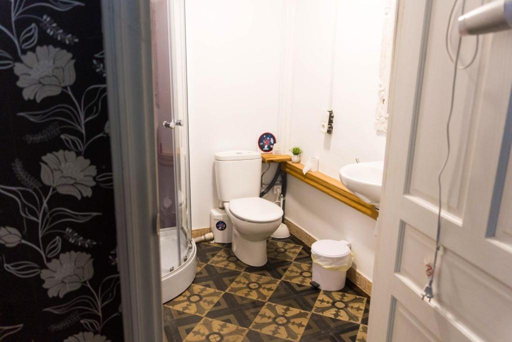 B&B Placa Bell-Lloc Girona Bagian luar foto